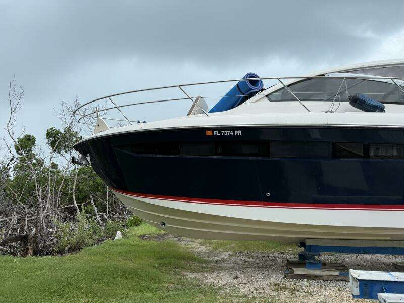 2013 Pursuit 365 SCI