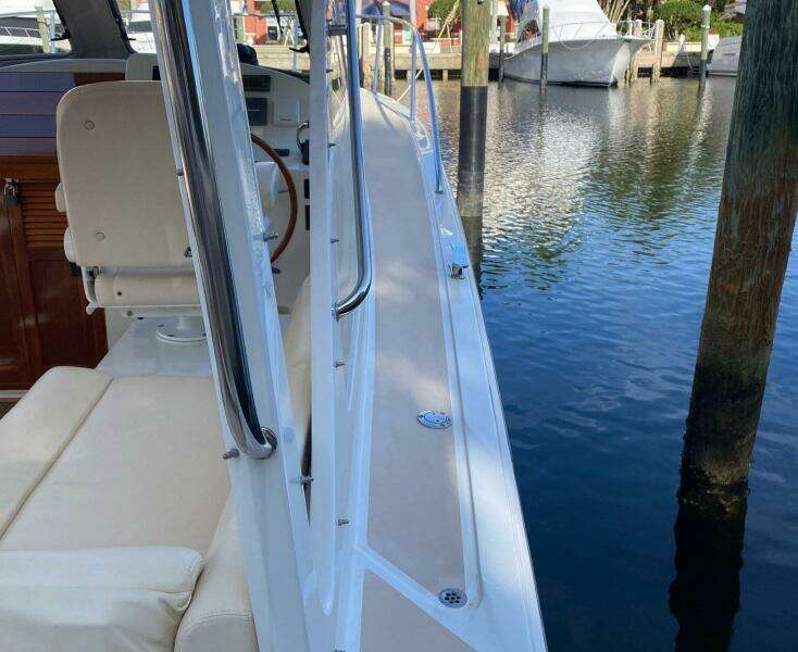 2006 MJM 34z Express HT