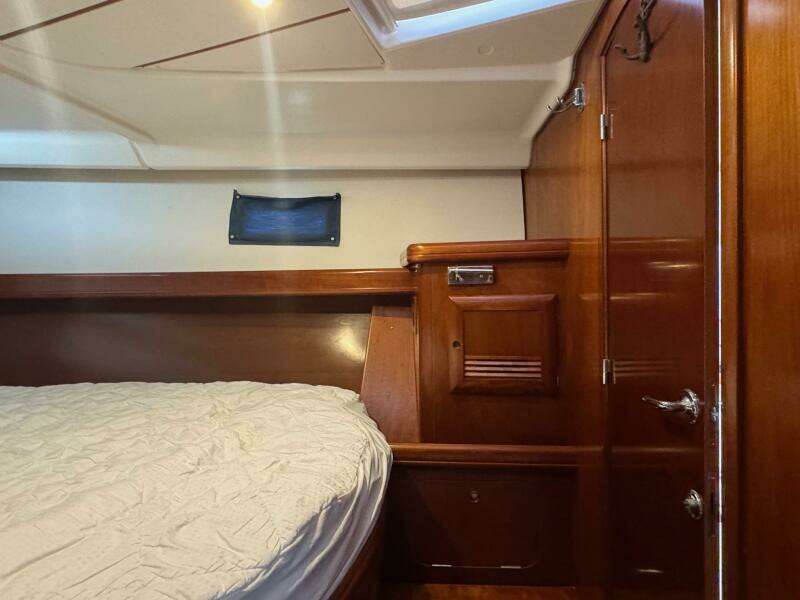 2005 Beneteau 473