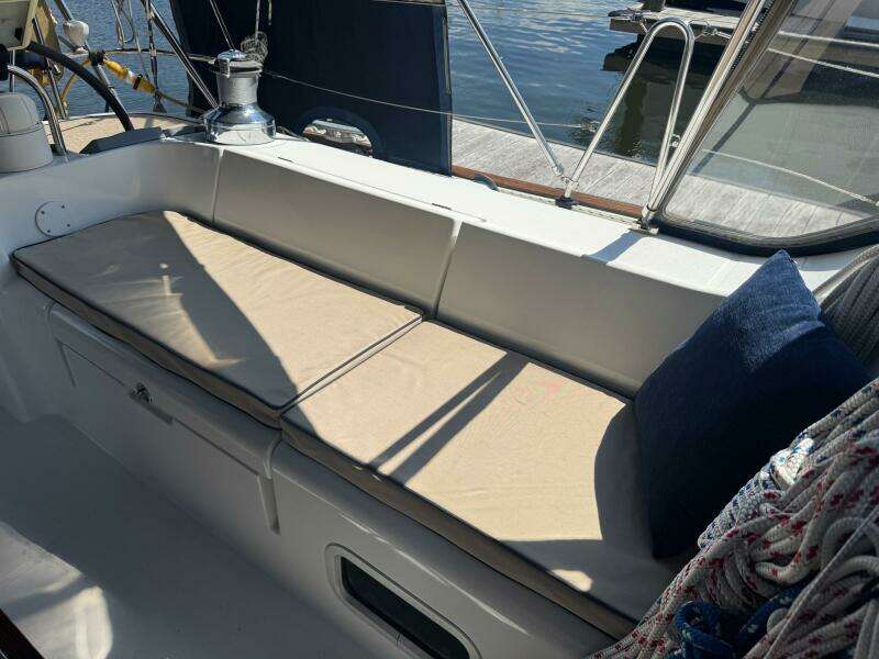 2005 Beneteau 473