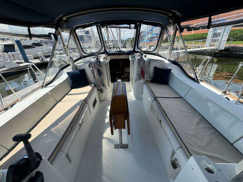 2005 Beneteau 473