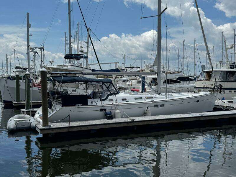 2005 Beneteau 473