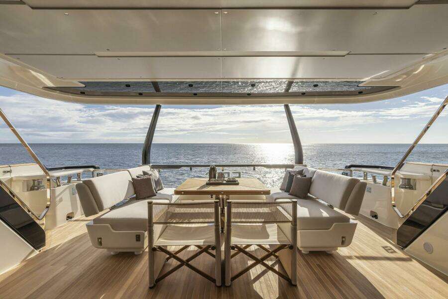 2021 Ferretti Yachts Ferretti 1000