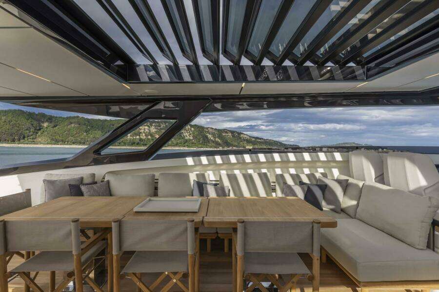 2021 Ferretti Yachts Ferretti 1000