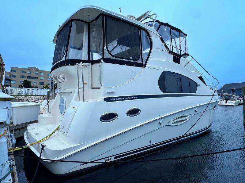 2005 Silverton 35 Motor Yacht