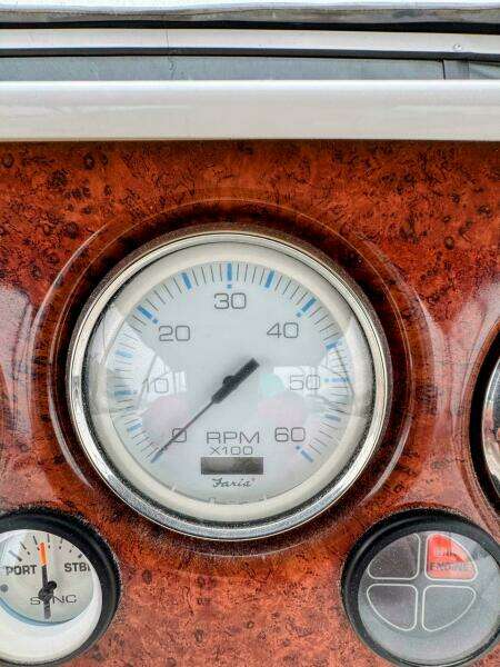 2005 Silverton 35 Motor Yacht