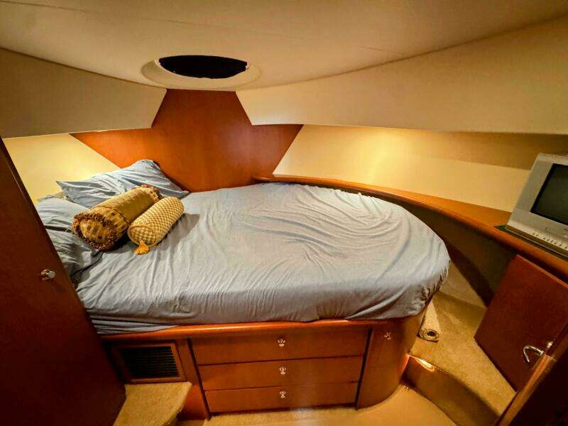 2005 Silverton 35 Motor Yacht