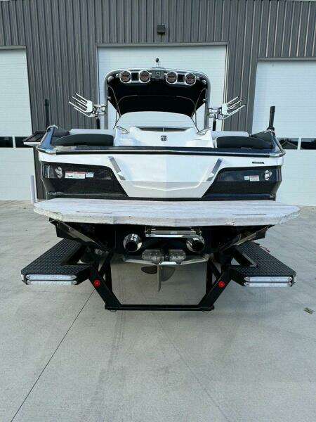 2019 Mastercraft 24X