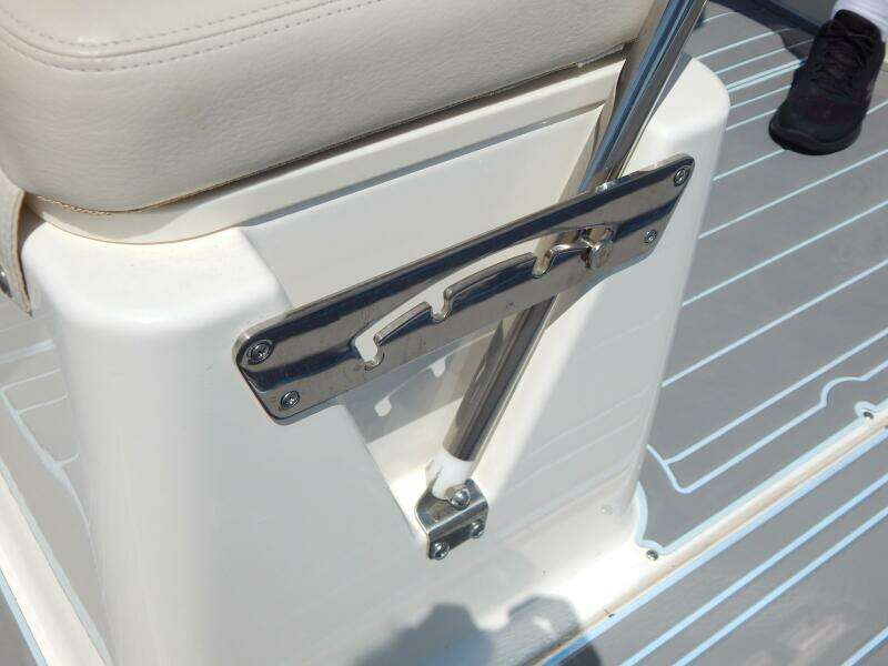 2020 Boston Whaler 190 Montauk