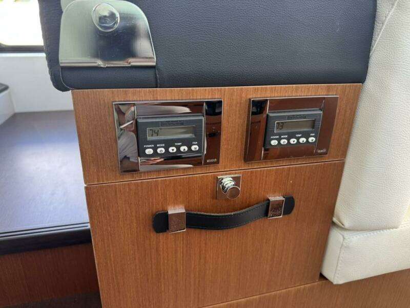 2016 Jeanneau Velasco 37F