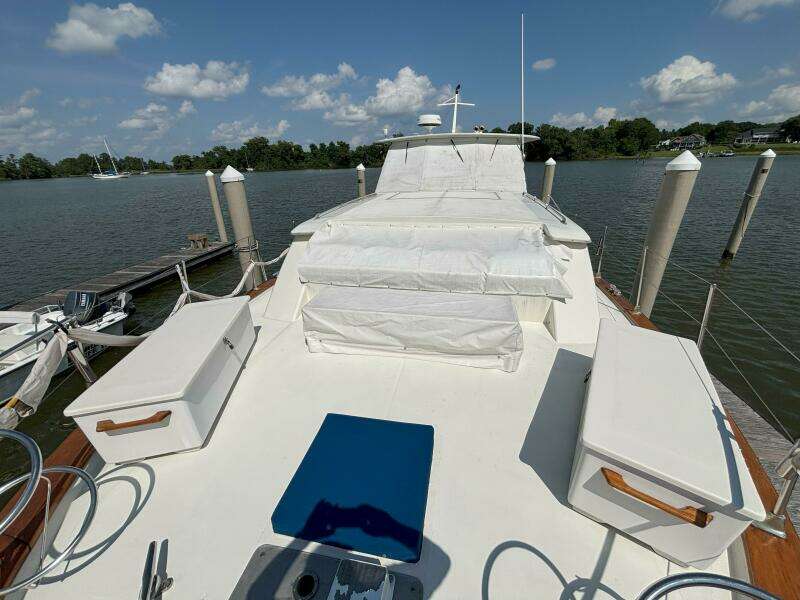 1972 Matthews 4 Flush Deck