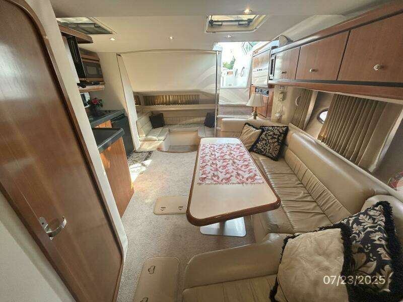 40' Trojan salon aft