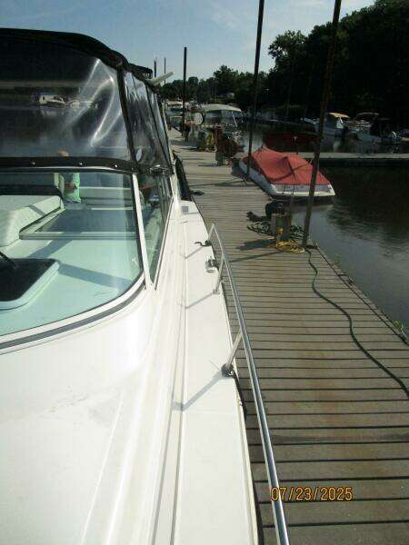 40' Trojan port side deck2