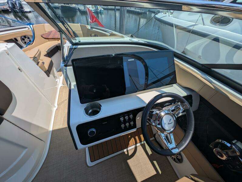 2023 Sea Ray 280 SLX