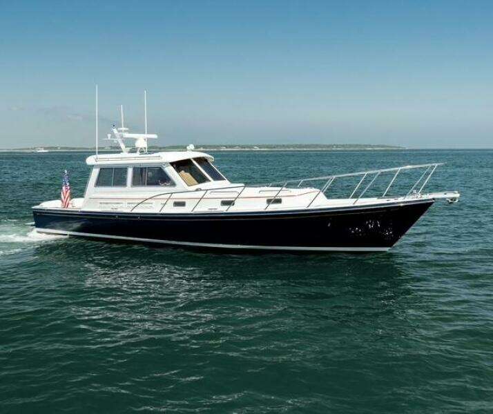 2000 Little Harbor WhisperJet 44