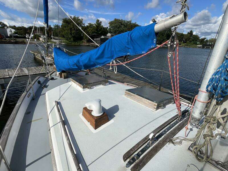 1982 Tayana Tayana 37