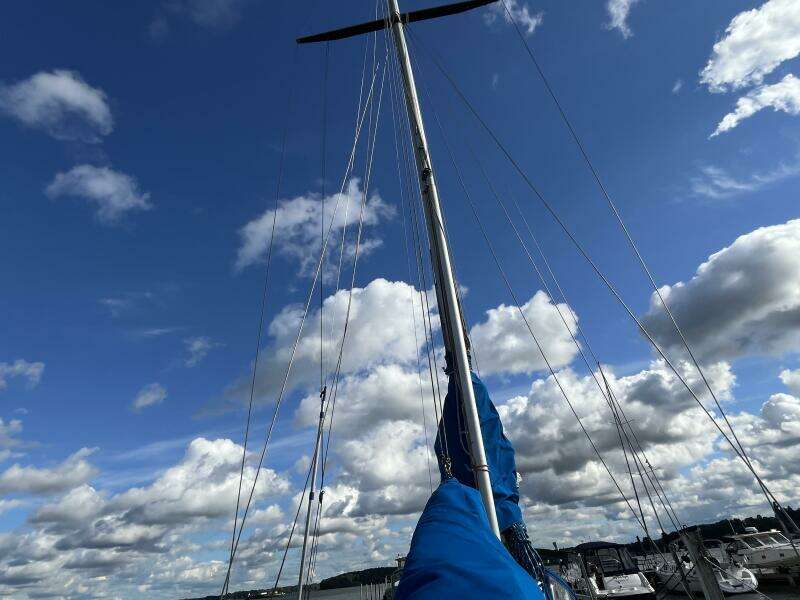 1982 Tayana Tayana 37