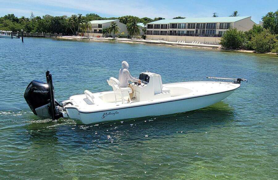 2016 Yellowfin 24 Bay