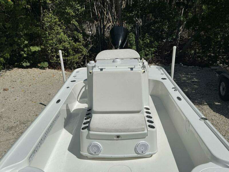 2016 Yellowfin 24 Bay