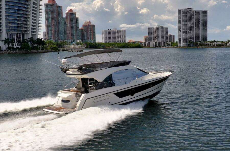 2021 Beneteau Monte Carlo 52