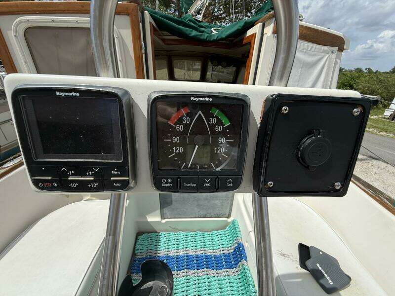 1994 Pacific Seacraft Pilothouse 32