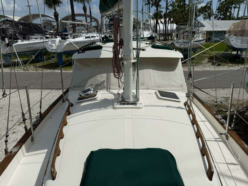 1994 Pacific Seacraft Pilothouse 32