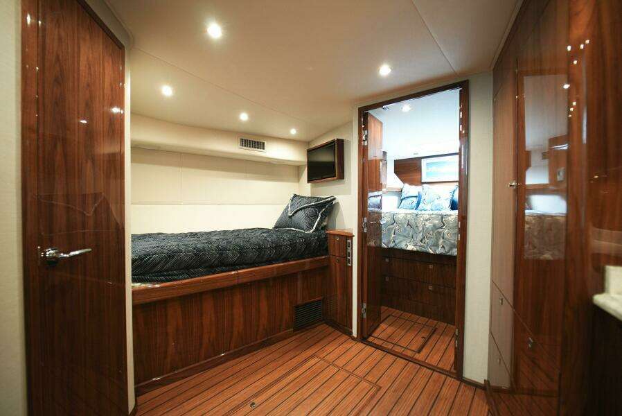 2025 Viking 46 Billfish