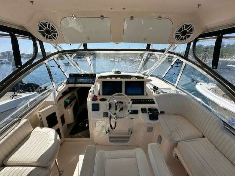 2008 Grady-White 330 Express