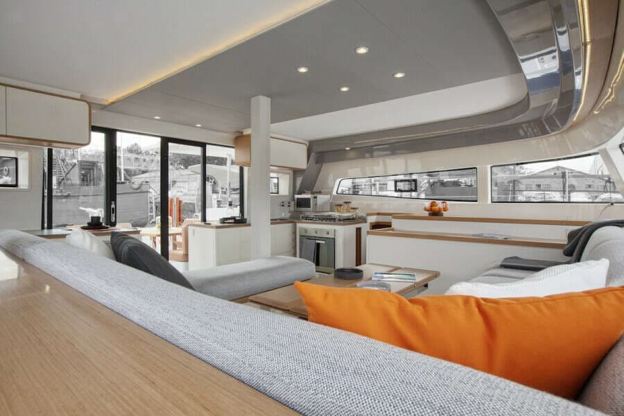 Sister Ship - EXCESS 15