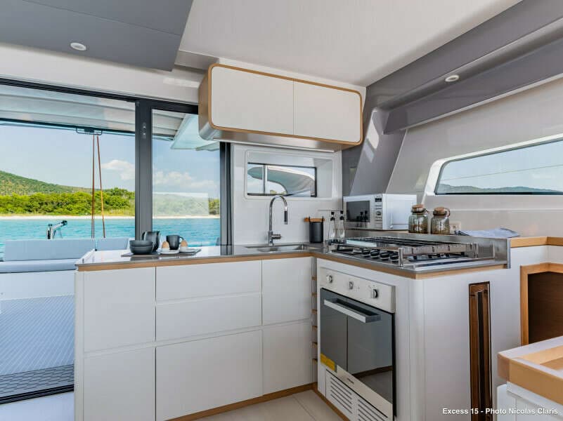 Sister Ship - EXCESS 15