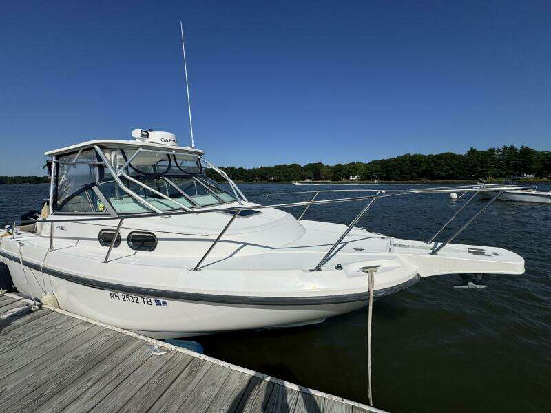 1999 Boston Whaler 28 Conquest