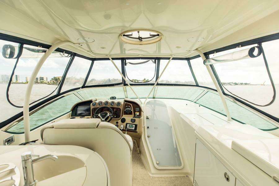 2004 Carver 56 Voyager Sonshine