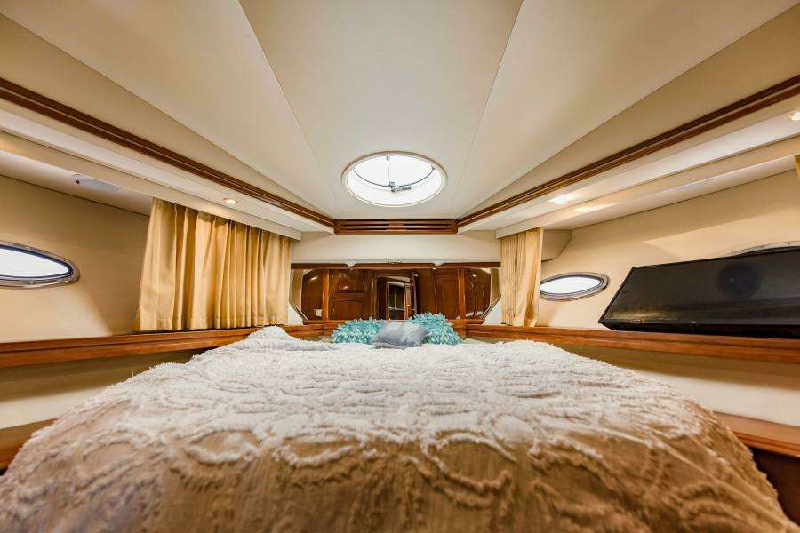 2004 Carver 56 Voyager Sonshine