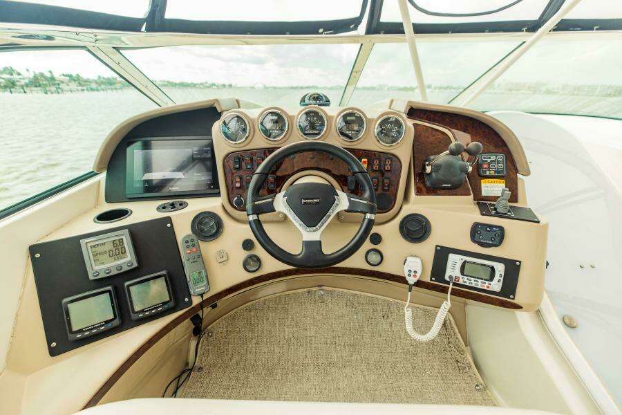 2004 Carver 56 Voyager Sonshine