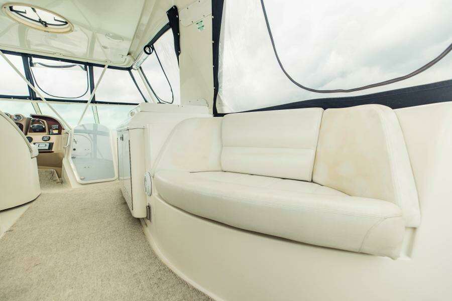 2004 Carver 56 Voyager Sonshine