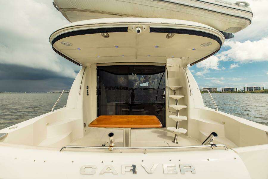 2004 Carver 56 Voyager Sonshine