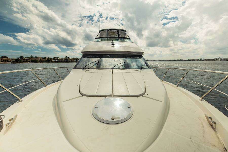 2004 Carver 56 Voyager Sonshine