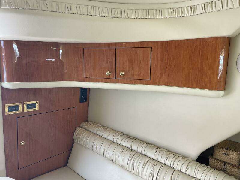 2000 Sea Ray 400 Sedan Bridge