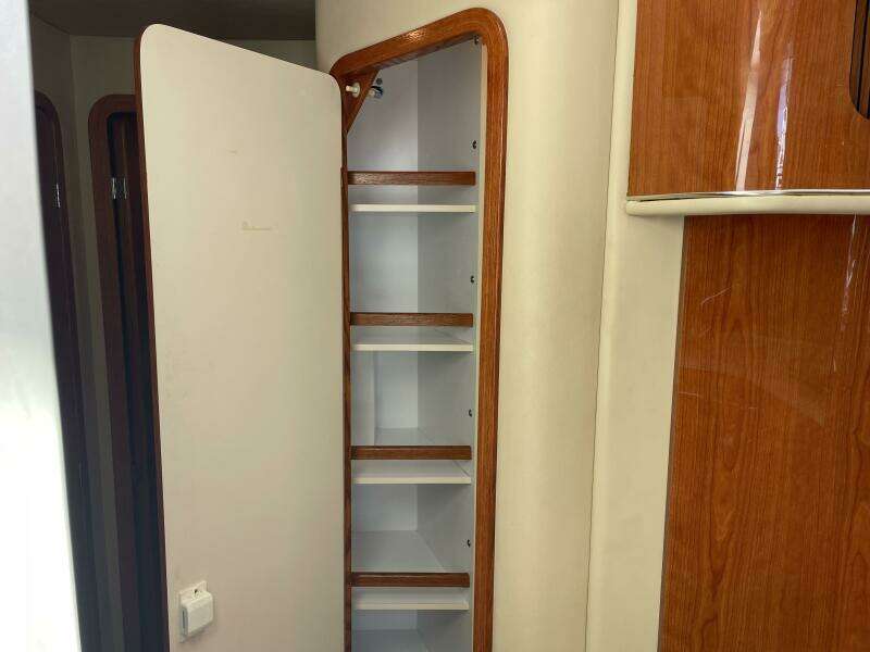 2000 Sea Ray 400 Sedan Bridge