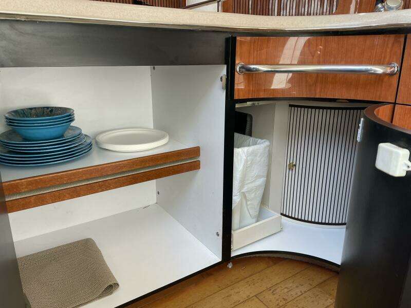 2000 Sea Ray 400 Sedan Bridge