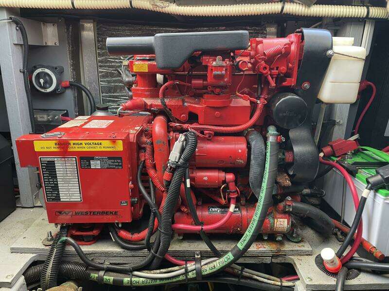 2000 Sea Ray 400 Sedan Bridge