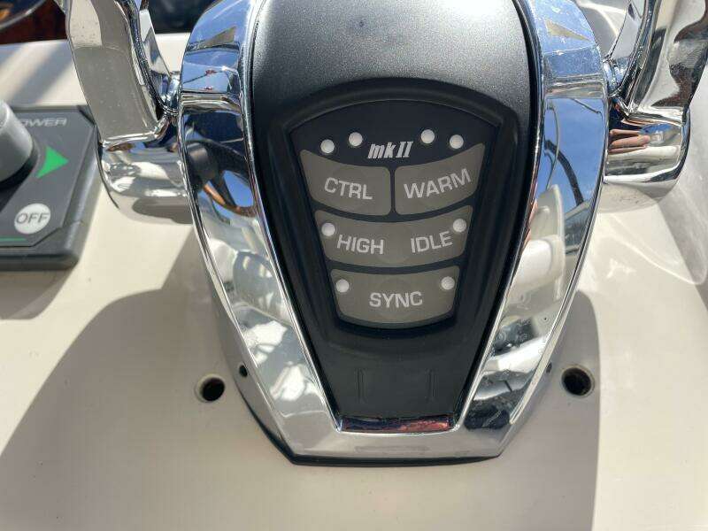 2000 Sea Ray 400 Sedan Bridge