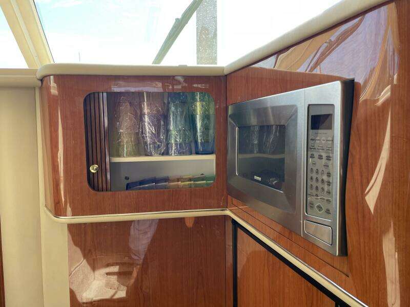 2000 Sea Ray 400 Sedan Bridge