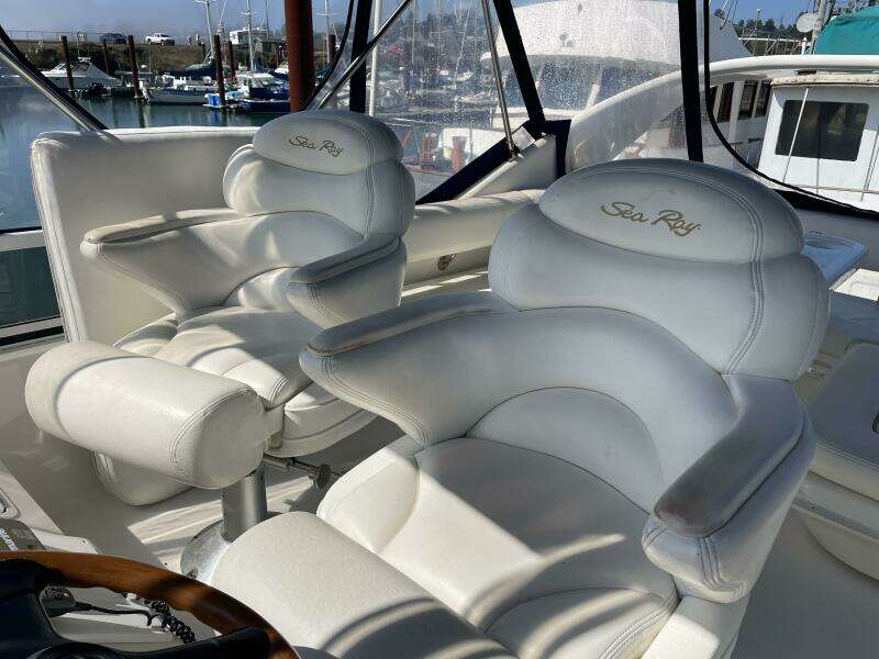 2000 Sea Ray 400 Sedan Bridge