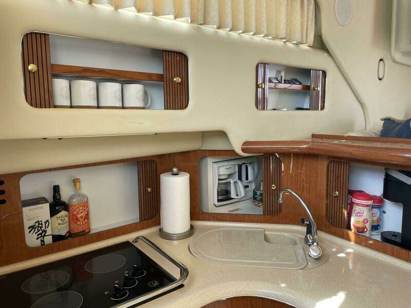 2000 Sea Ray 400 Sedan Bridge