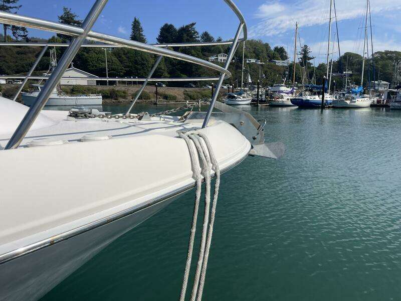 2000 Sea Ray 400 Sedan Bridge