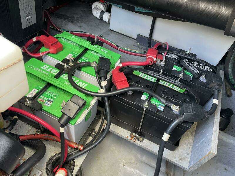 2000 Sea Ray 400 Sedan Bridge