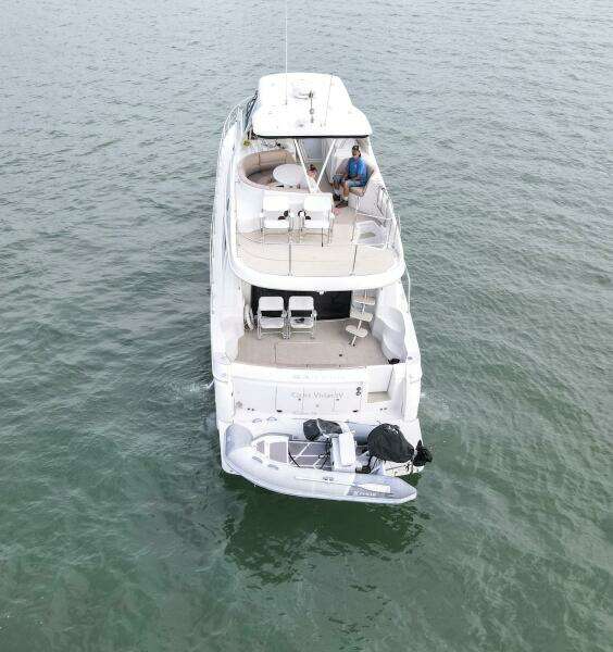 2004 Carver 56 Voyager