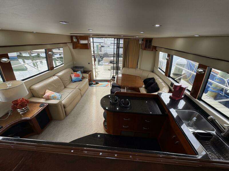 2004 Carver 56 Voyager