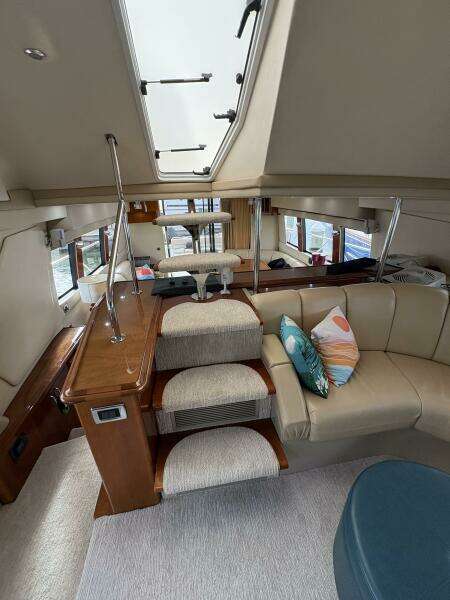 2004 Carver 56 Voyager